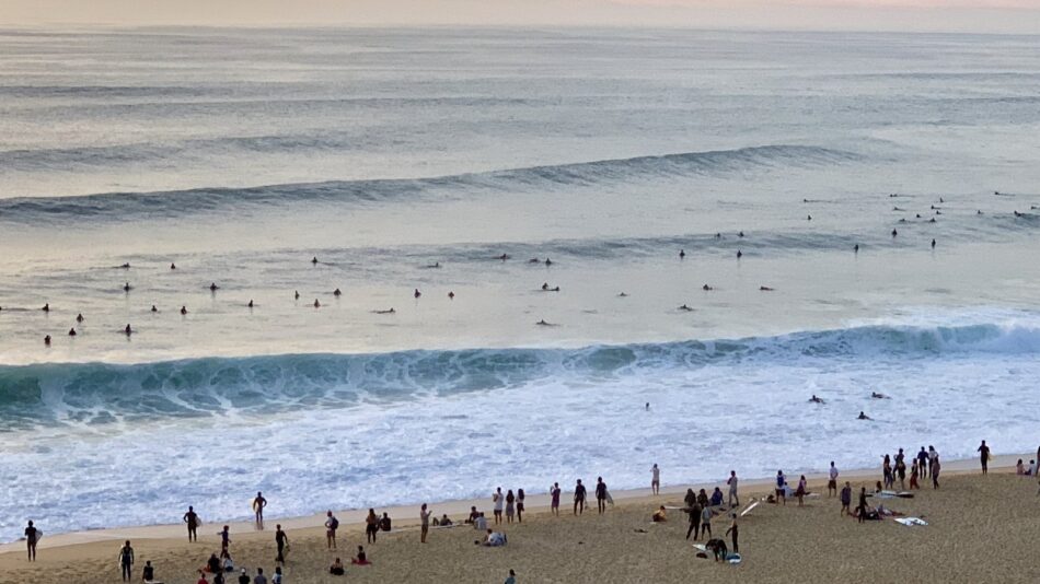 Week-end surf à Hossegor : spots, saisons et où loger face à l’océan